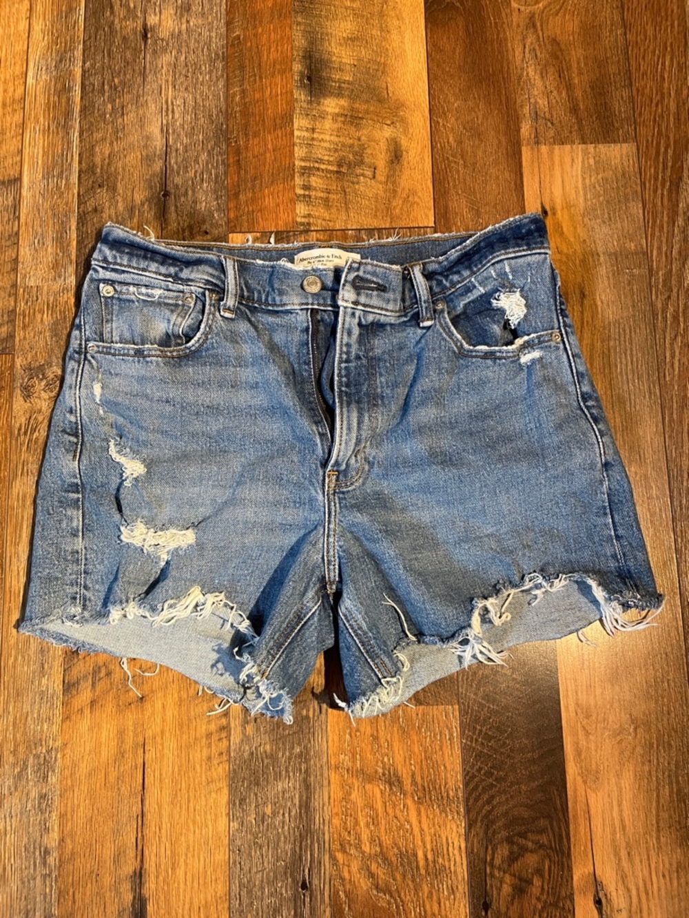 Abercrombie & Fitch The 4” Mom Short High Rise - Women’s 29/8